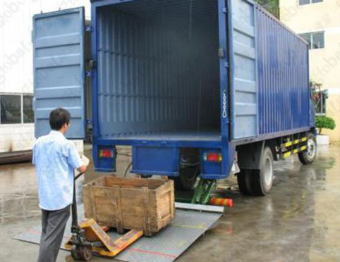 合肥牛力汽車(chē)尾板廠家